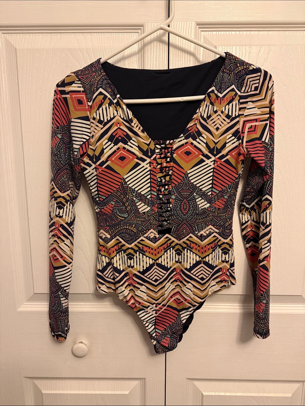 Mika Yoga Wear Geometric Long Sleeve Bodysuit
